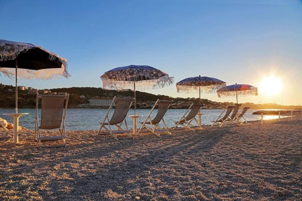 Apartment Dajana Trogir Bagian luar foto