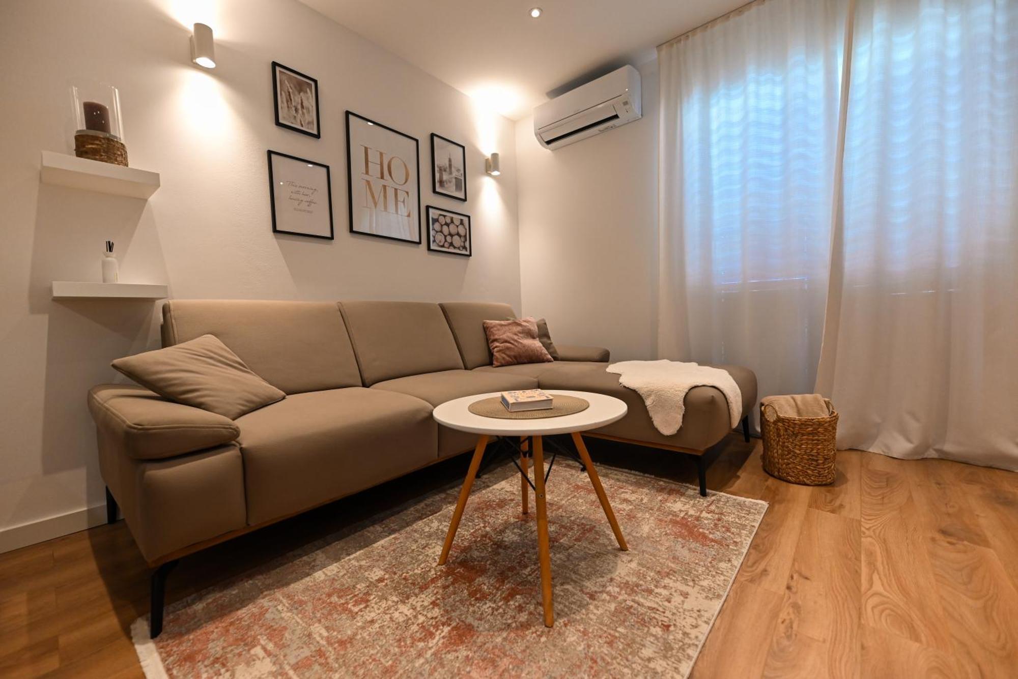 Apartment Dajana Trogir Bagian luar foto