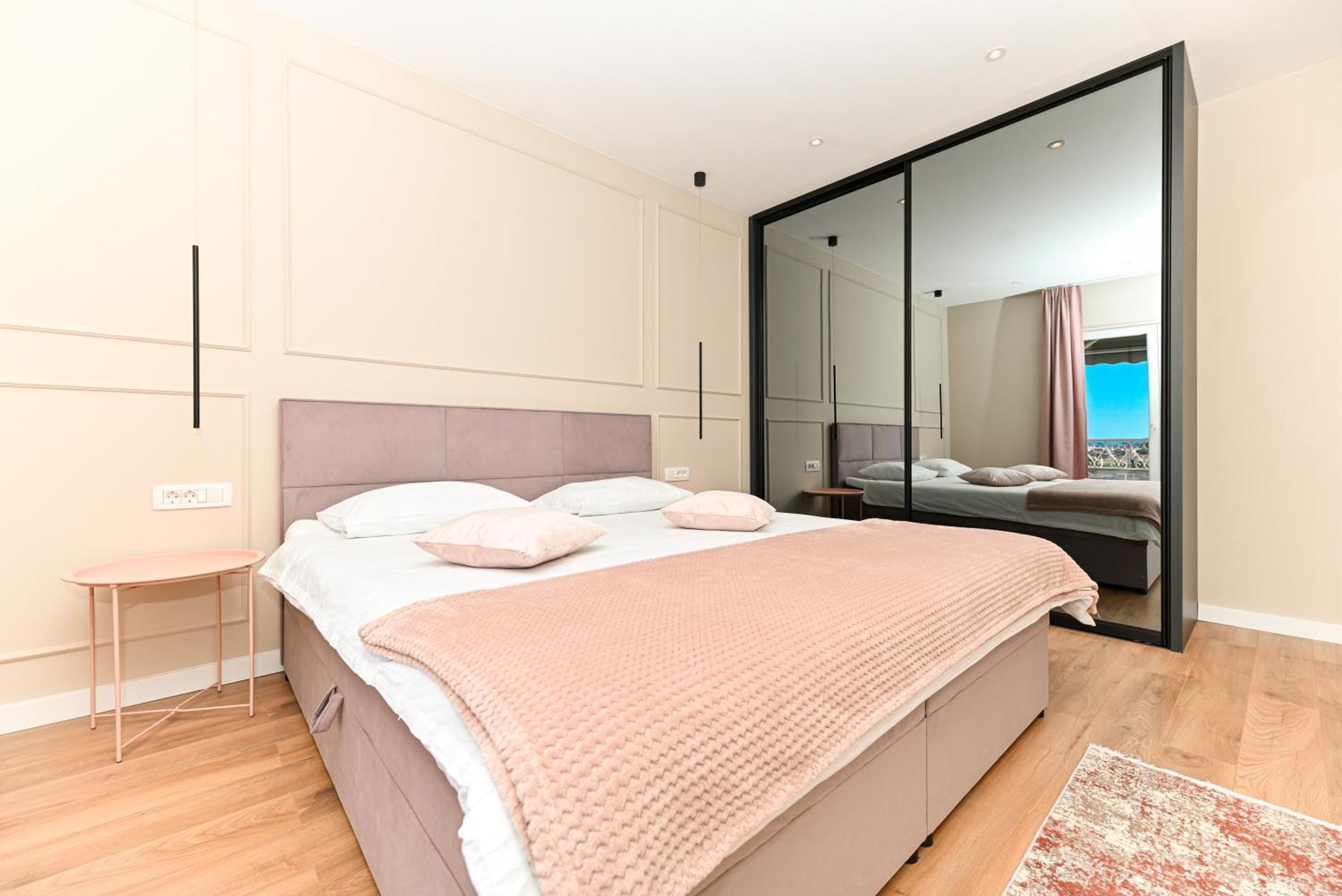 Apartment Dajana Trogir Bagian luar foto